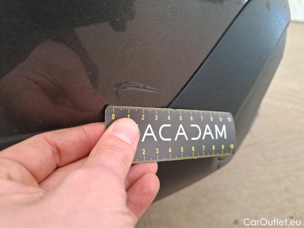  Citroen  C4  Berline Live Pack Business R 1.5 BlueHDI 110CV BVM6 E6d #3