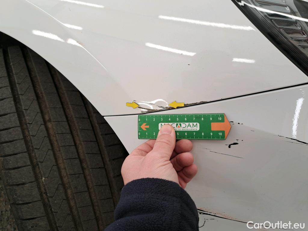  Hyundai  i30 HYUNDAI  Sport Wagon / 2020 / 5P / Break 1.0 T-GDI 120 DCT-7 MHEV CREATIVE SW #11