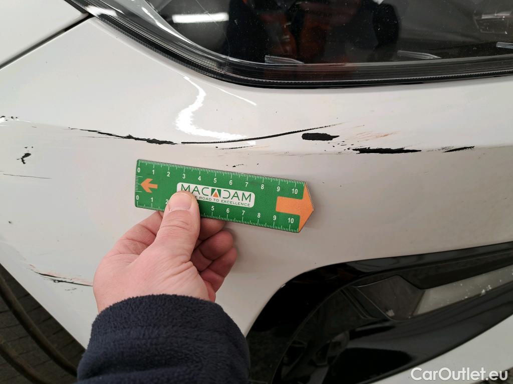  Hyundai  i30 HYUNDAI  Sport Wagon / 2020 / 5P / Break 1.0 T-GDI 120 DCT-7 MHEV CREATIVE SW #4