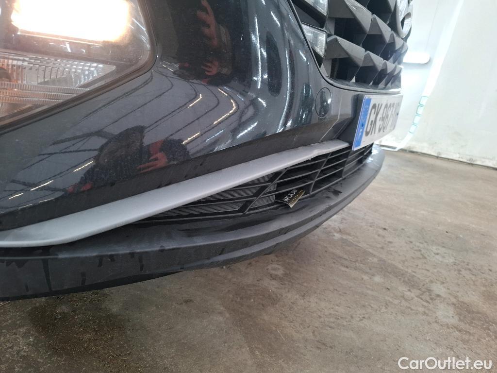  Hyundai  Tucson  Business Mild-Hybrid 2WD 1.6 CRDI 135CV BVA7 E6d #4