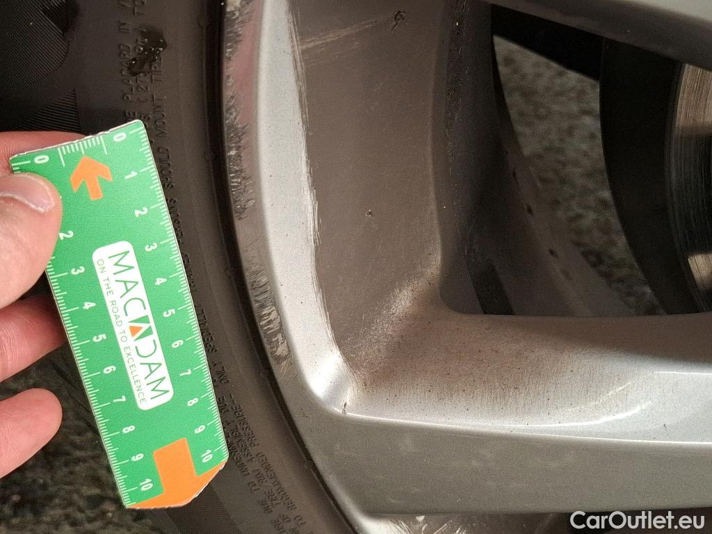  Mazda  CX-30 MAZDA  / 2019 / 5P / Crossover 2.0L e-Skyactiv X M Hybrd Sportline BVA6 #16