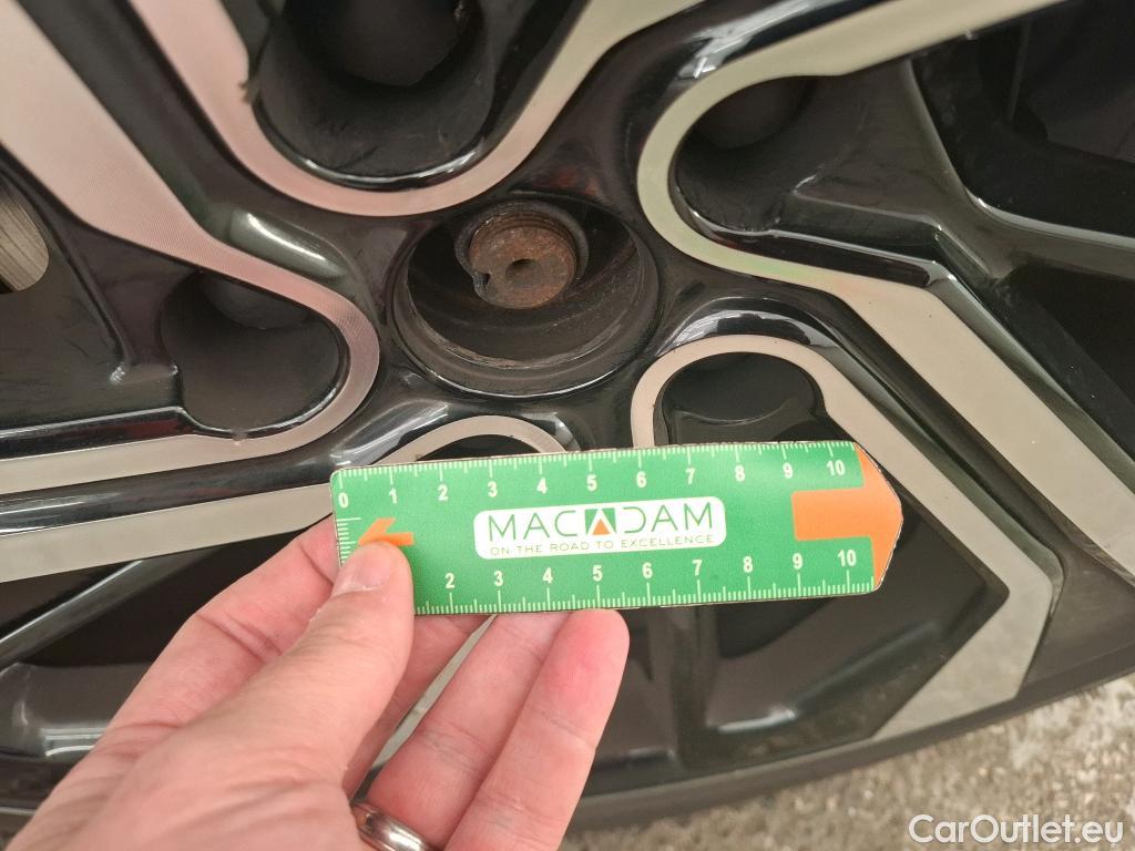  Nissan  Qashqai NISSAN  / 2021 / 5P / Crossover 1.3 MHEV 158ch Xtronic Tekna+ #16