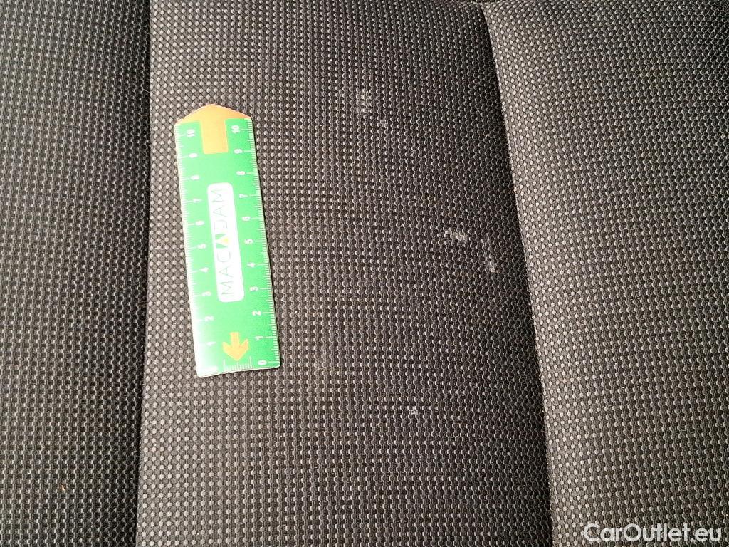  Mazda  CX-30 MAZDA  / 2019 / 5P / Crossover 2.0L e-Skyactiv X M Hybrd Sportline BVA6 #32