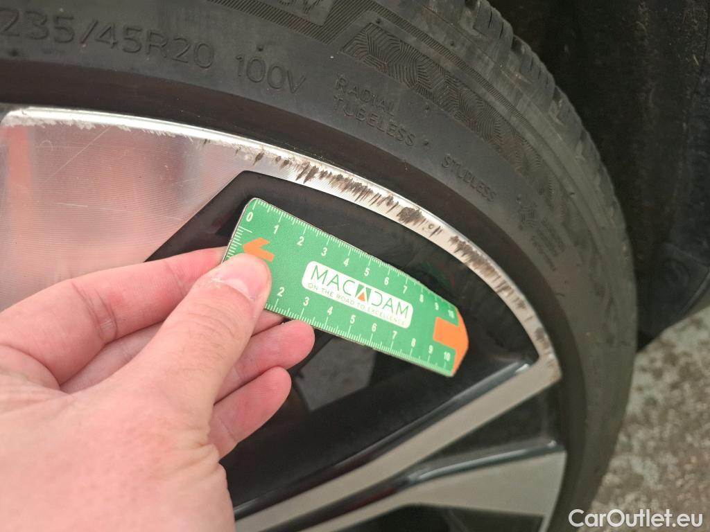  Nissan  Qashqai NISSAN  / 2021 / 5P / Crossover 1.3 MHEV 158ch Xtronic Tekna+ #14