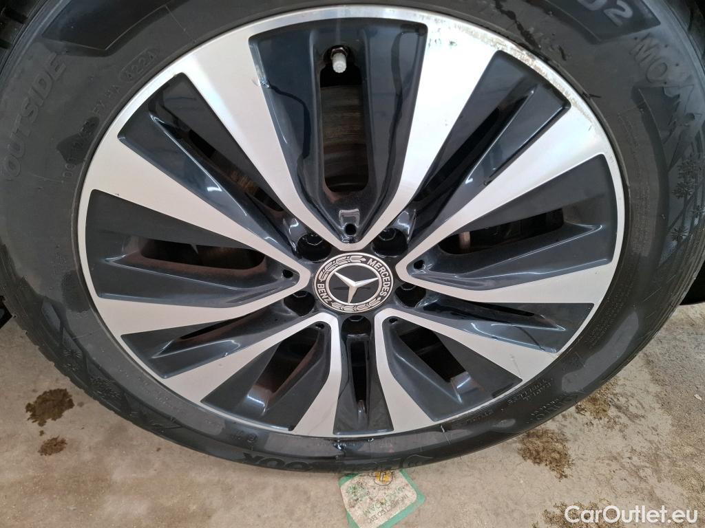  Mercedes  A-Klasse MERCEDES-BENZ Classe A Berline / 2018 / 4P / Berline A 250 e Business Line 8G-DCT #10