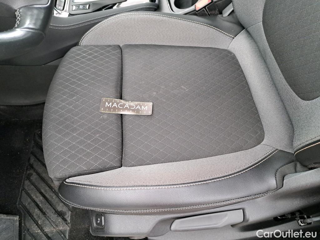  Opel   Grandland X Grandland X Elegance Business 1.5 130CV BVA8 E6d #1