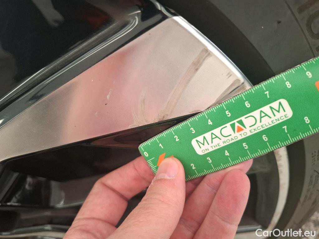  Nissan  Qashqai NISSAN  / 2021 / 5P / Crossover 1.3 MHEV 158ch Xtronic Tekna+ #8