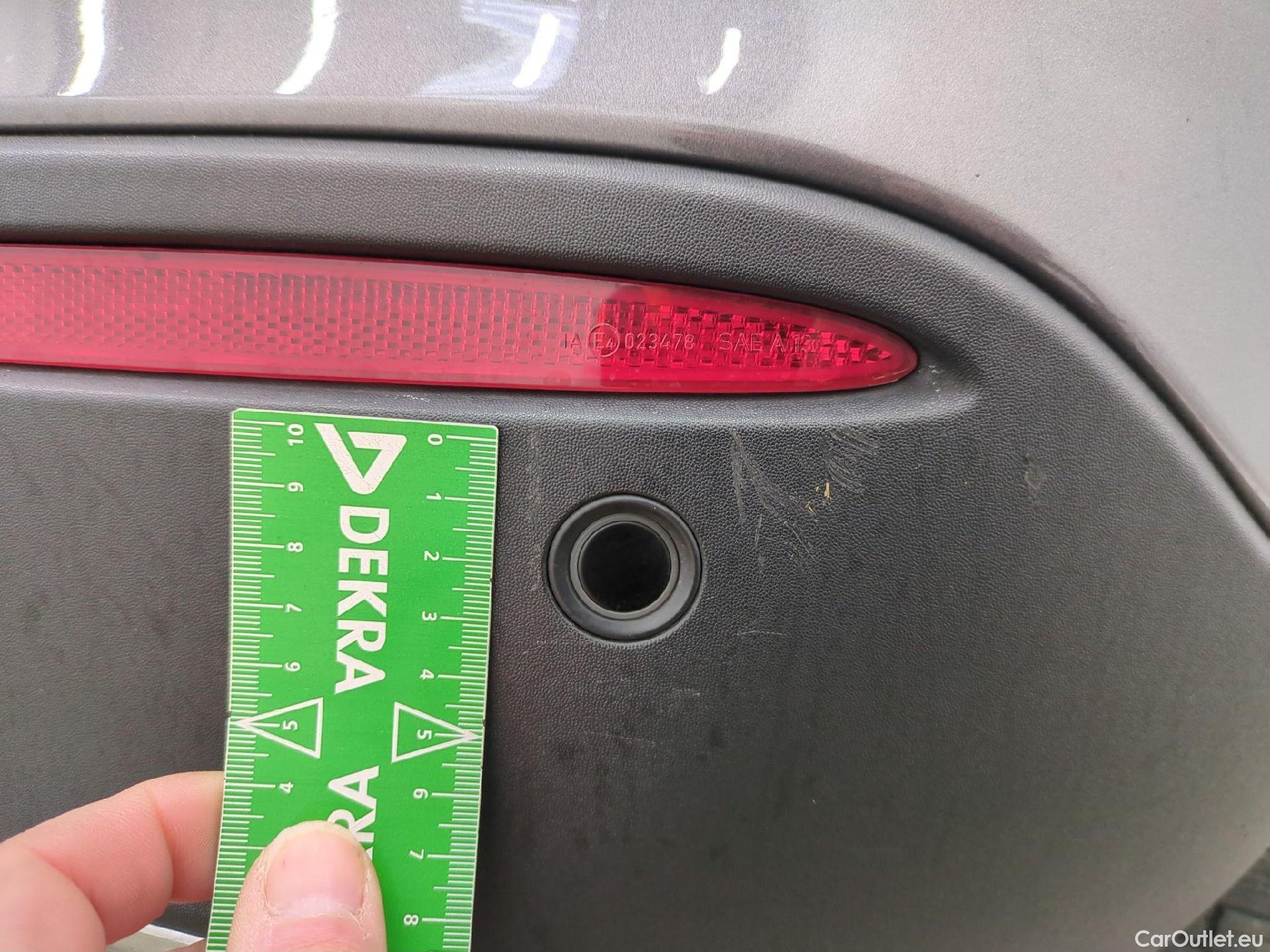  Mercedes  GLA MERCEDES-BENZ  / 2020 / 5P / SUV 2.0  200 D BUSINESS LINE DCT #37