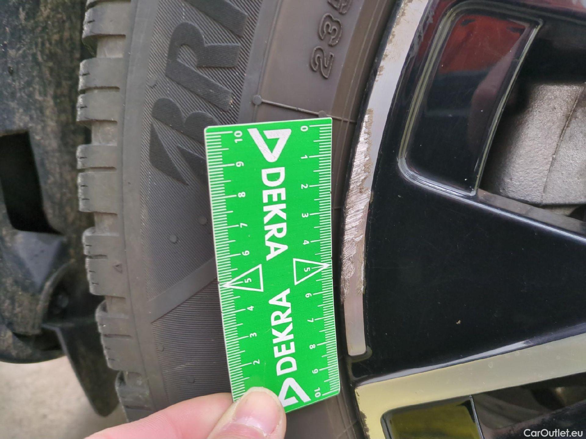  Mercedes  GLA MERCEDES-BENZ  / 2020 / 5P / SUV 2.0  200 D BUSINESS LINE DCT #2