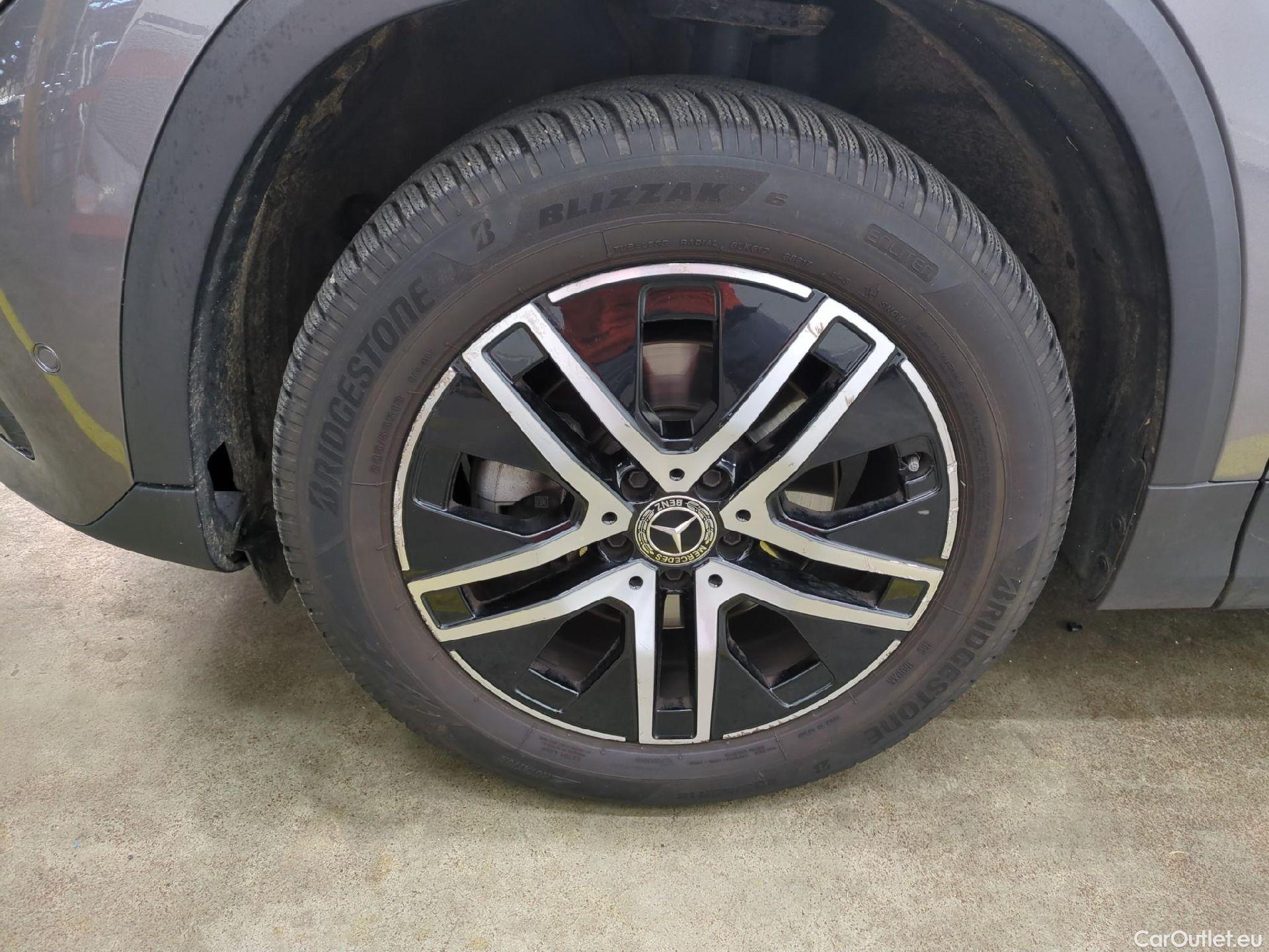  Mercedes  GLA MERCEDES-BENZ  / 2020 / 5P / SUV 2.0  200 D BUSINESS LINE DCT #1