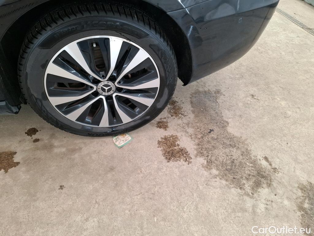  Mercedes  A-Klasse MERCEDES-BENZ Classe A Berline / 2018 / 4P / Berline A 250 e Business Line 8G-DCT #9