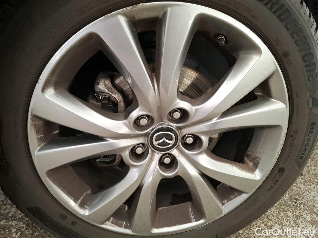  Mazda  CX-30 MAZDA  / 2019 / 5P / Crossover 2.0L e-Skyactiv X M Hybrd Sportline BVA6 #8