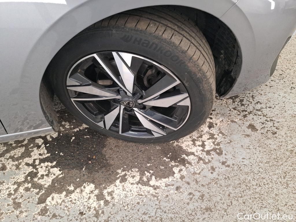  Peugeot  308  Allure 1.5 HDi 130CV BVA8 E6d #31