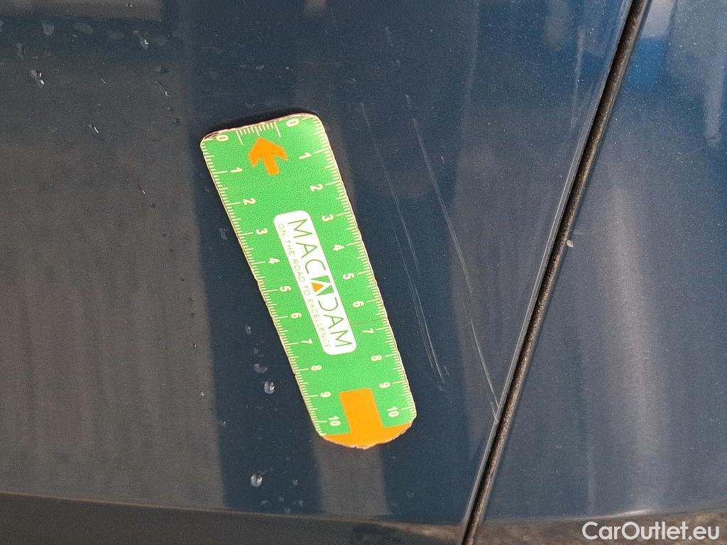  Peugeot  3008  Active Pack 1.5 HDi 130CV BVA8 E6d #32