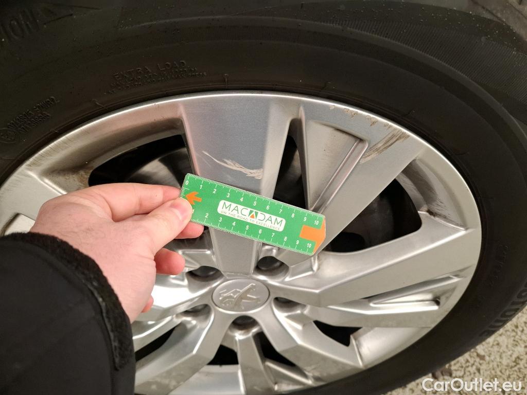  Peugeot  3008  Active Business 1.5 HDi 130CV BVA8 E6d #8