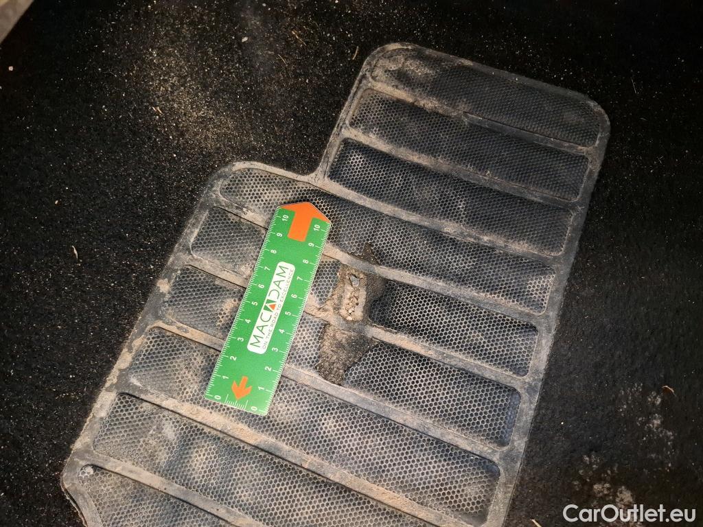  Peugeot  308  Allure 1.5 HDi 130CV BVA8 E6d #5