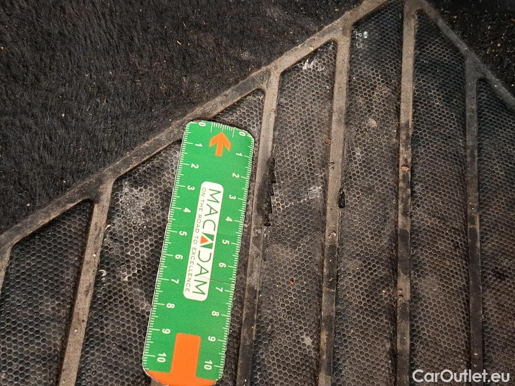  Peugeot  3008  Active Business 1.5 HDi 130CV BVA8 E6d #11