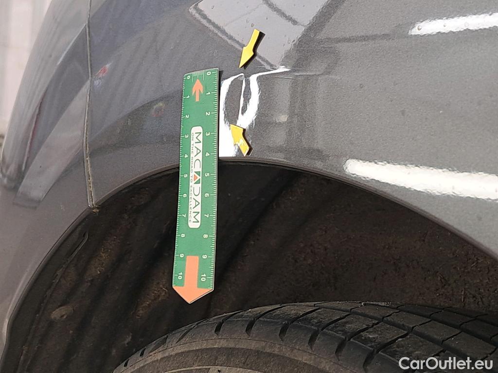  Peugeot  208  Active Pack 1.5 HDi 100CV BVM6 E6d #14