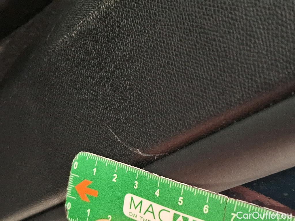  Peugeot  3008  Active Pack 1.5 HDi 130CV BVA8 E6d #45