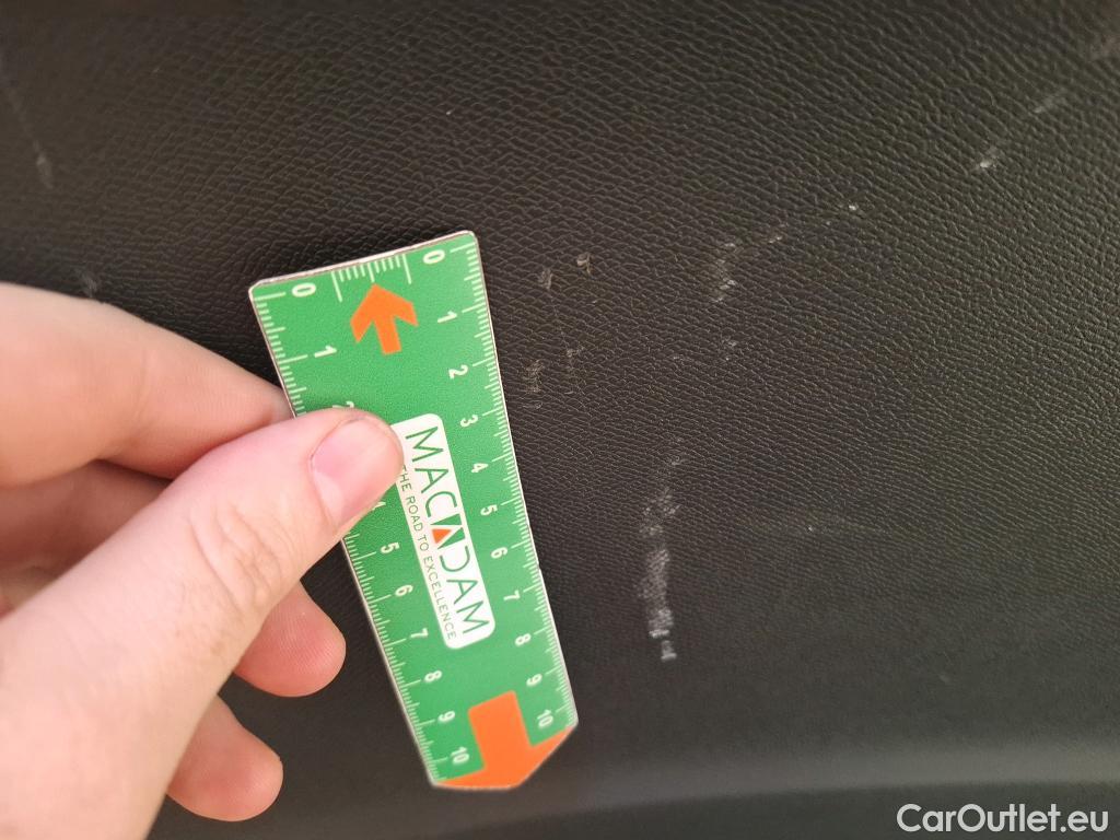  Peugeot  308  Allure 1.5 HDi 130CV BVA8 E6d #25