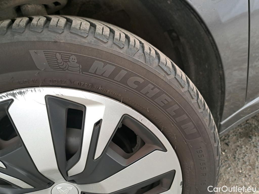  Peugeot  208  Active Pack 1.5 HDi 100CV BVM6 E6d #20