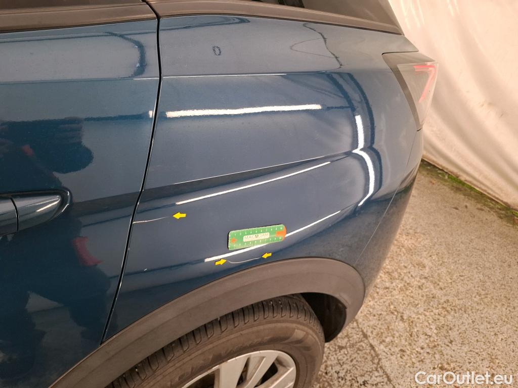  Peugeot  3008  Active Pack 1.5 HDi 130CV BVA8 E6d #25