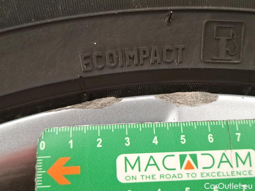  Peugeot  3008  Active Pack 1.5 HDi 130CV BVA8 E6d #8