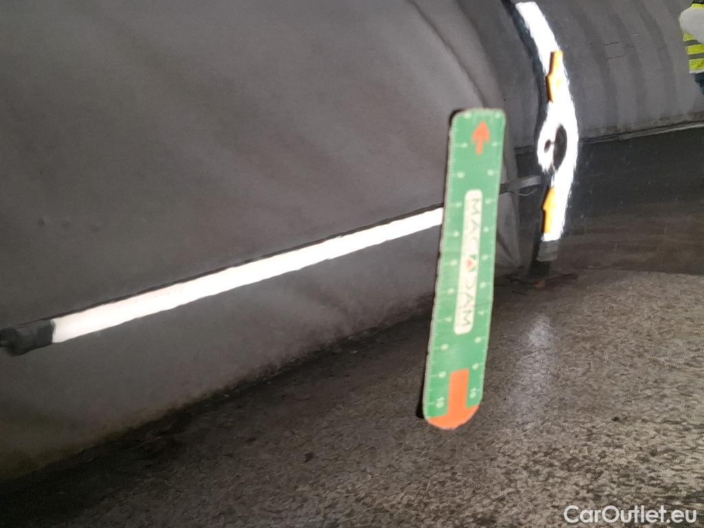  Peugeot  5008  Allure Pack 1.5 HDi 130CV BVA8 7 Sieges E6d #47