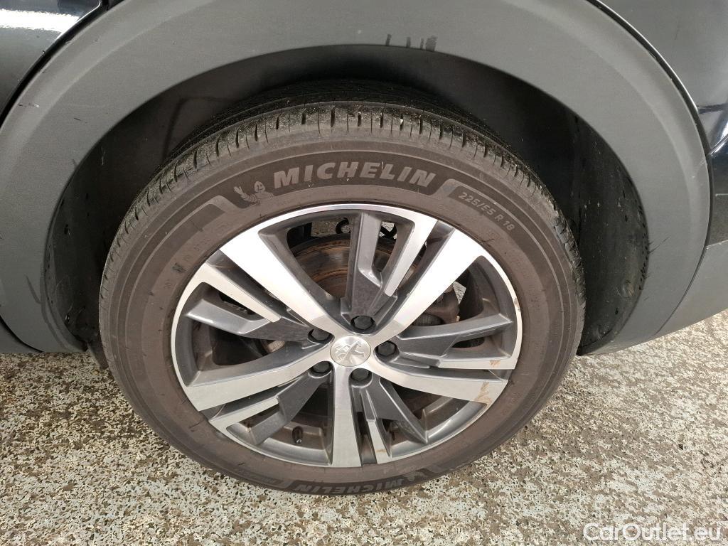  Peugeot  5008  Allure Pack 1.5 HDi 130CV BVA8 7 Sieges E6d #16