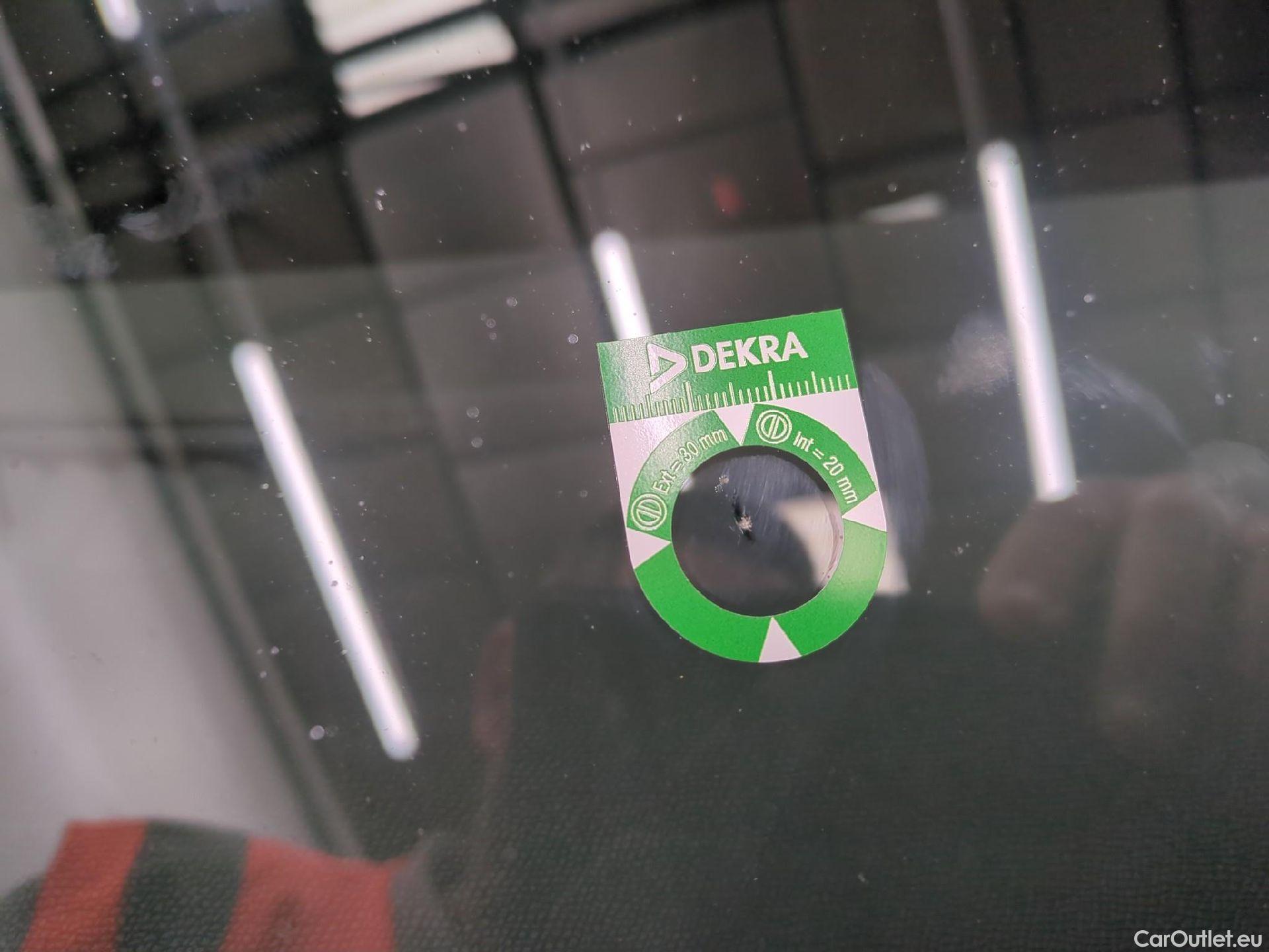  Peugeot  308 PEUGEOT  SW / 2021 / 5P / Break BlueHDi 130 EAT8 ACTIVE PACK #23