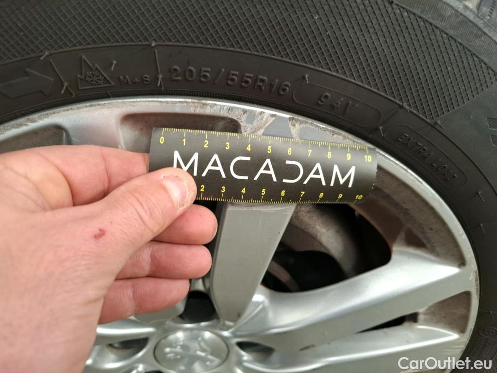  Peugeot  308 PEUGEOT  SW 5p Break BlueHDi 130 EAT6 S&S ACTIVE BUSINESS #47