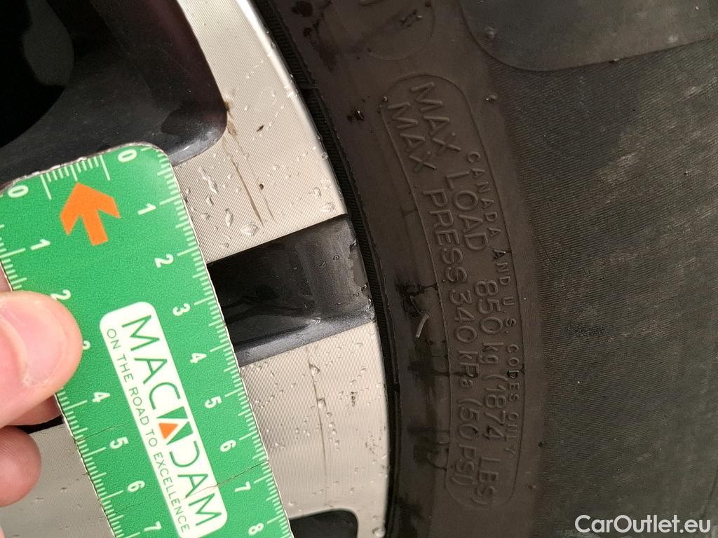  Peugeot  5008  Allure Pack 1.5 HDi 130CV BVA8 7 Sieges E6d #28