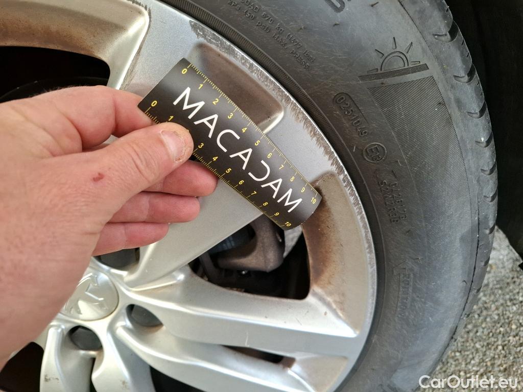  Peugeot  308 PEUGEOT  SW 5p Break BlueHDi 130 EAT6 S&S ACTIVE BUSINESS #68