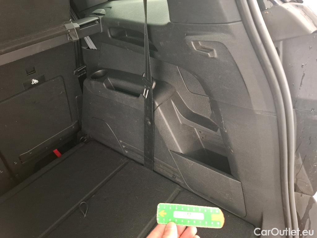  Peugeot  5008  Allure Pack 1.5 HDi 130CV BVA8 7 Sieges E6d #33