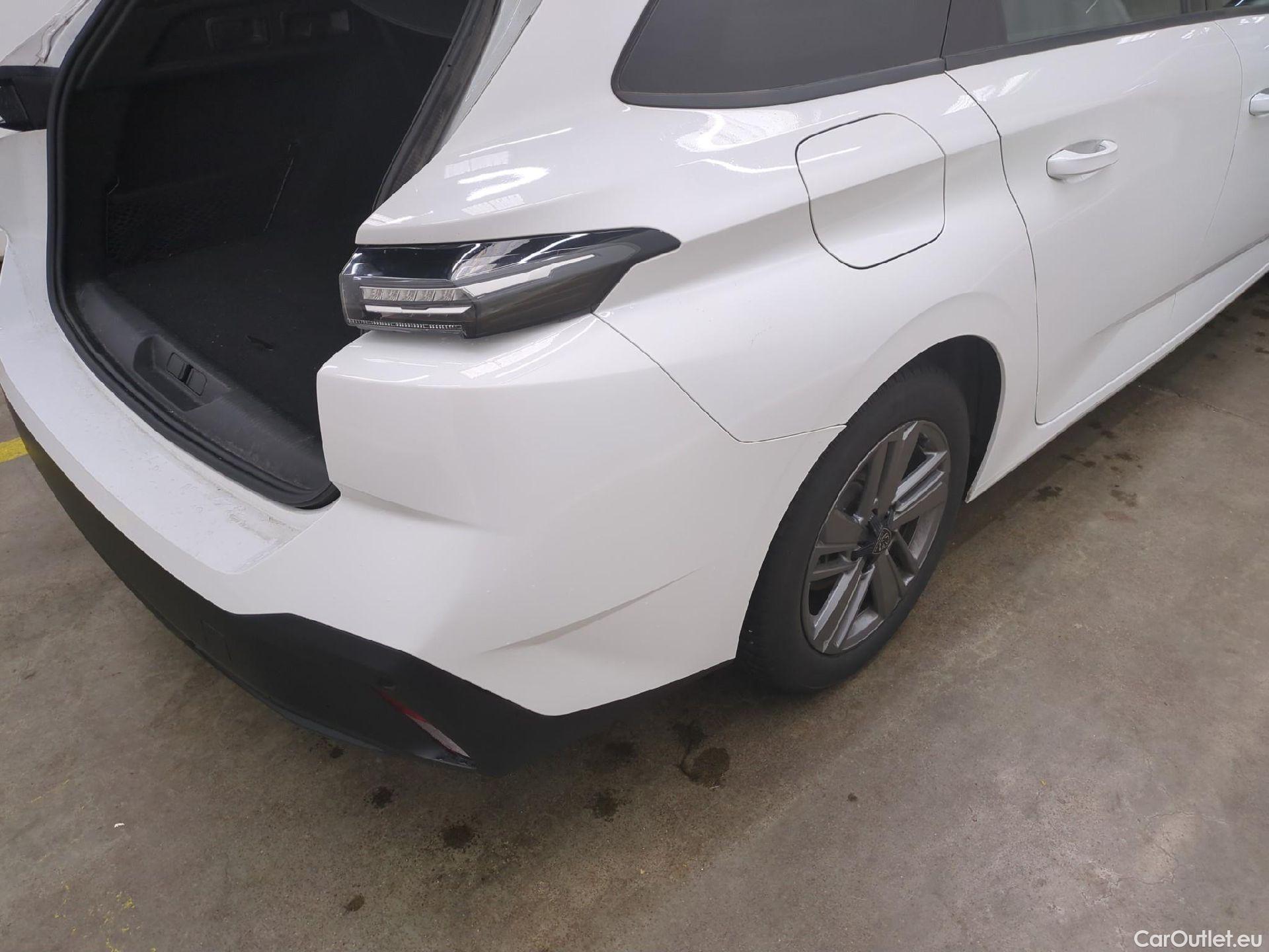  Peugeot  308 PEUGEOT  SW / 2021 / 5P / Break BlueHDi 130 EAT8 ACTIVE PACK #20