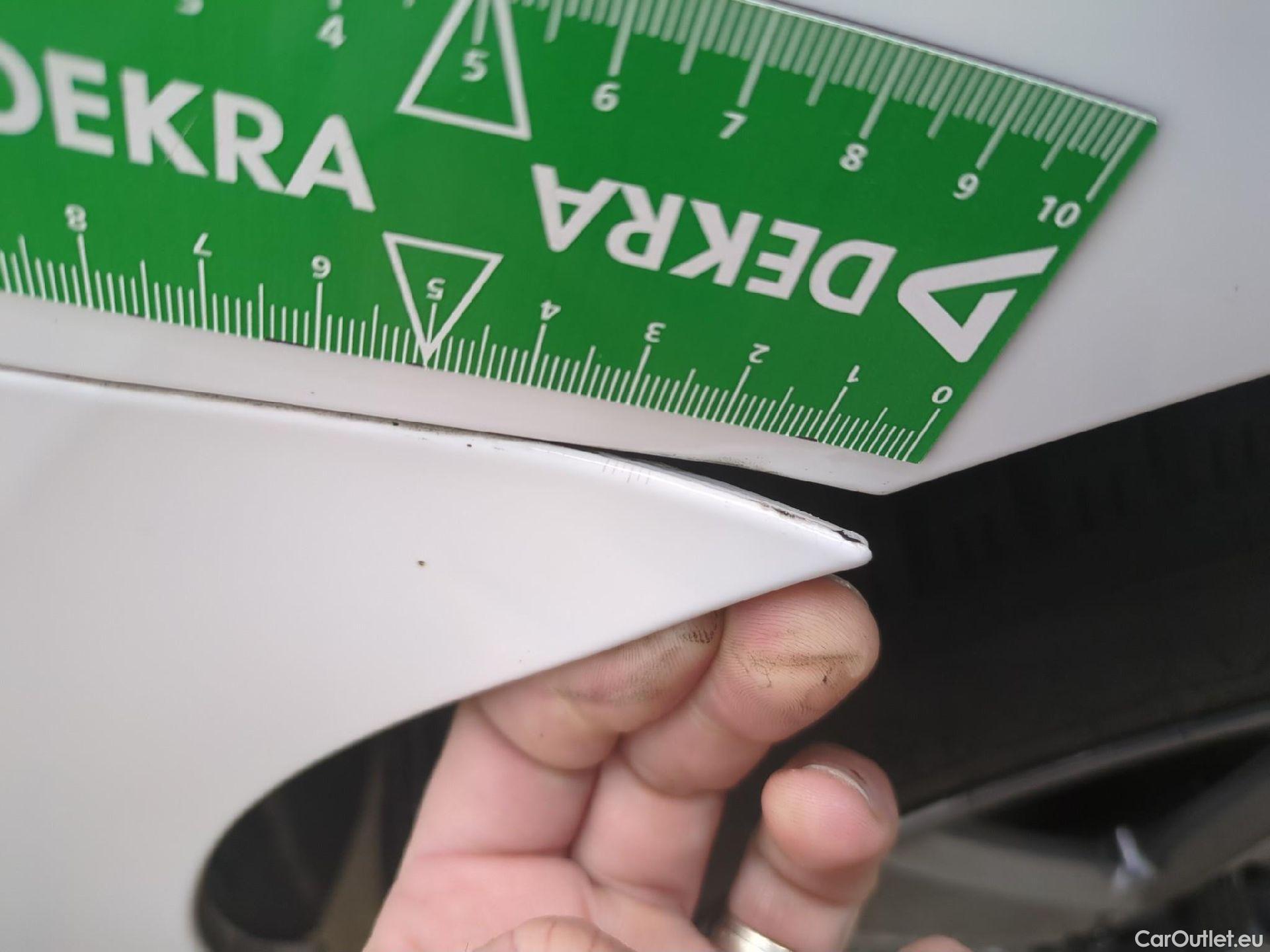  Peugeot  308 PEUGEOT  SW / 2021 / 5P / Break BlueHDi 130 EAT8 ACTIVE PACK #19