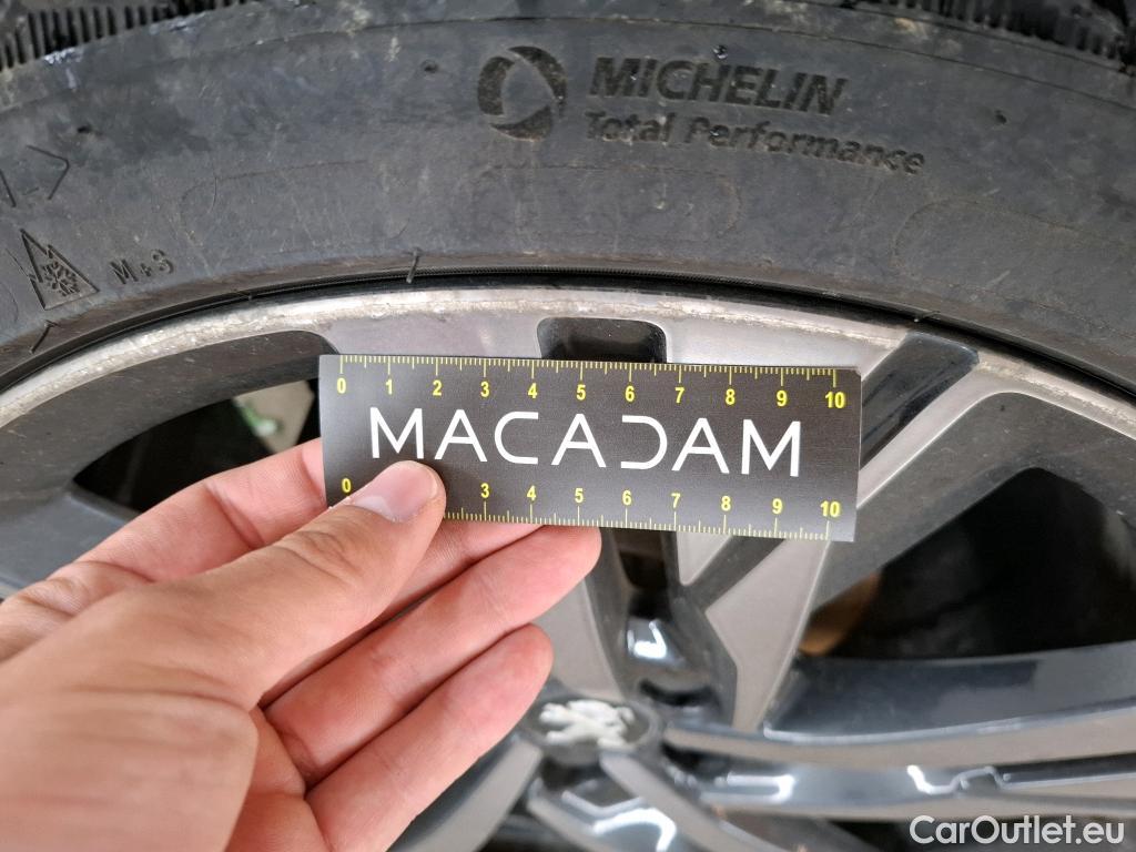  Peugeot  508 PEUGEOT  / 2018 / 5P / Berline BlueHDi 130 S&S EAT8 GT Pack #14