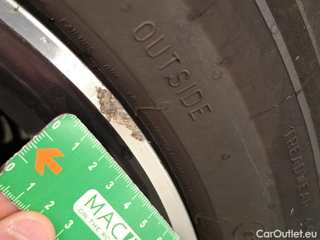  Peugeot  5008  Allure Pack 1.5 HDi 130CV BVA8 7 Sieges E6d #20