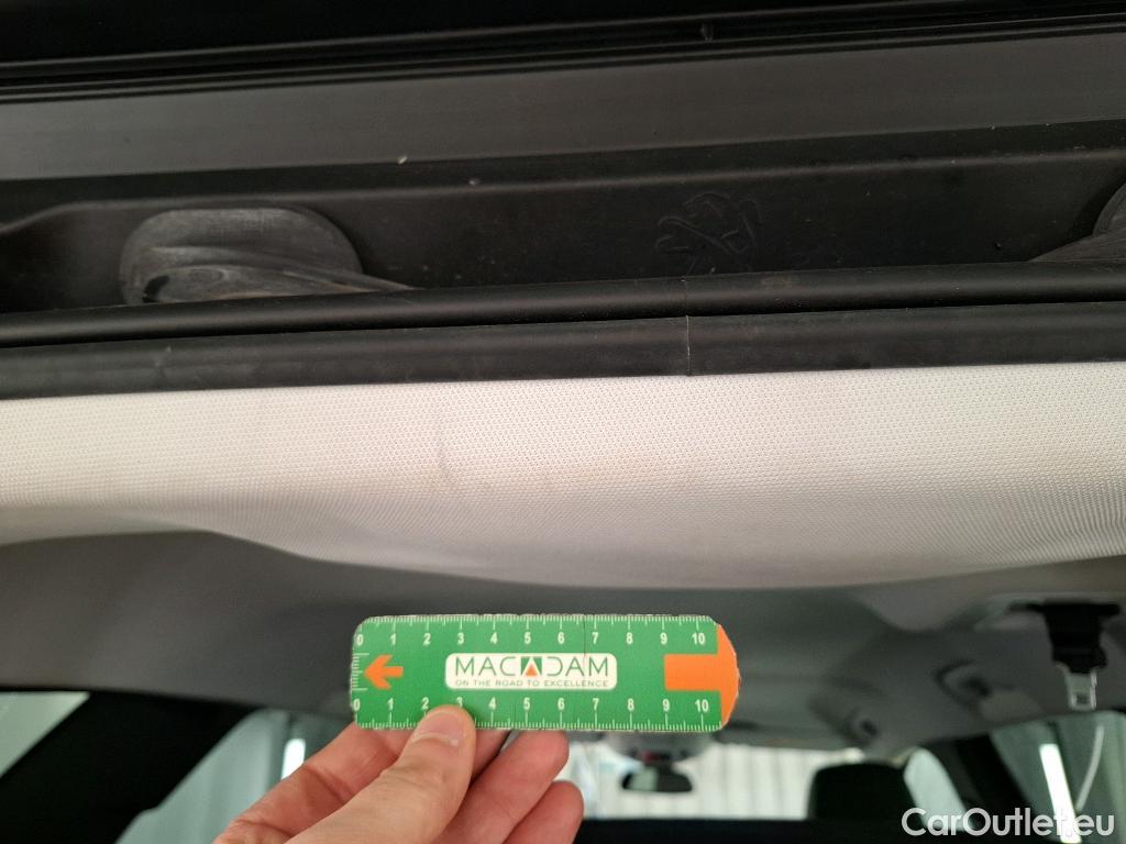  Peugeot  5008  Allure Pack 1.5 HDi 130CV BVA8 7 Sieges E6d #51