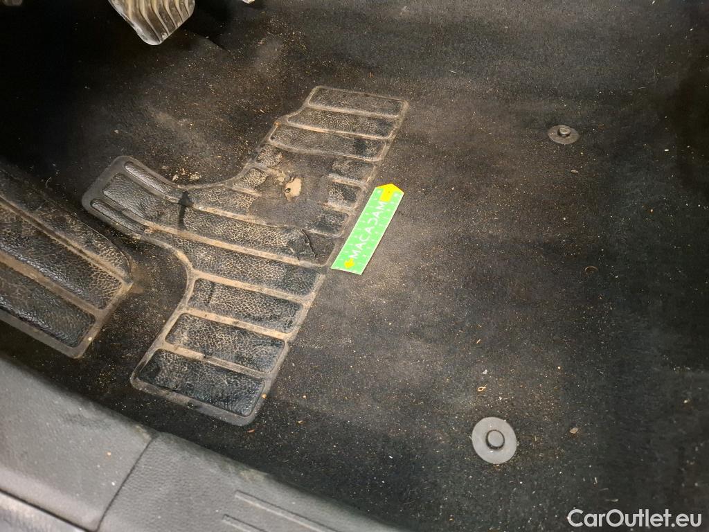  Renault  Captur  II Business 1.5 dCi 115CV BVA7 E6dT #1