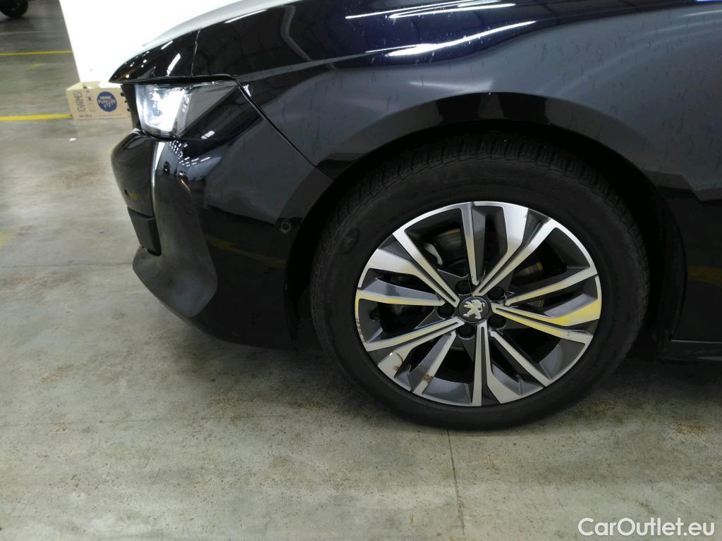  Peugeot  508 PEUGEOT  SW / 2018 / 5P / Break BlueHDi 130 S&S EAT8 Allure Pack #21