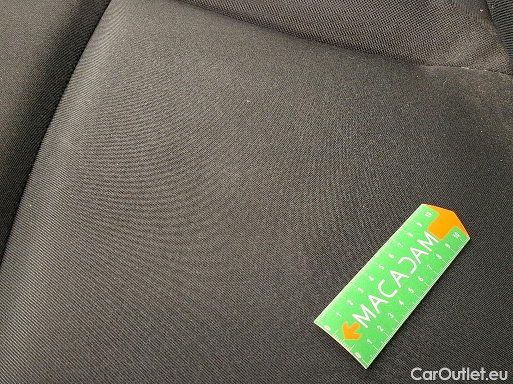  Renault  Trafic RENAULT  4p Combi Zen L2 Energy dCi 125 #41