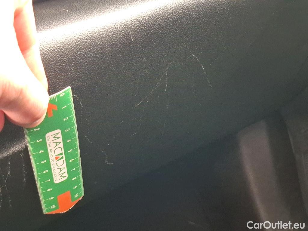  Renault  Megane RENAULT Mégane Estate / 2020 / 5P / Break Business TCe 140 EDC FAP #5