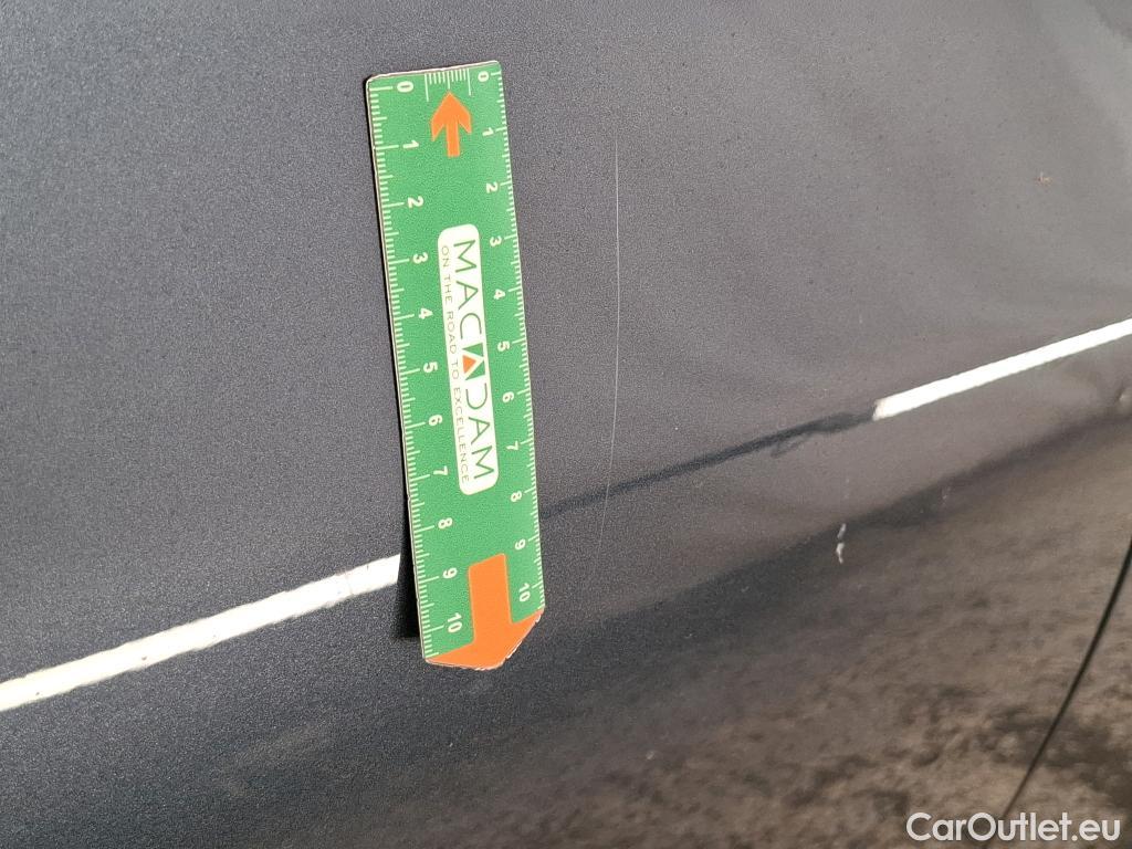  Renault  Megane RENAULT Mégane Estate / 2020 / 5P / Break Business TCe 140 EDC FAP #12