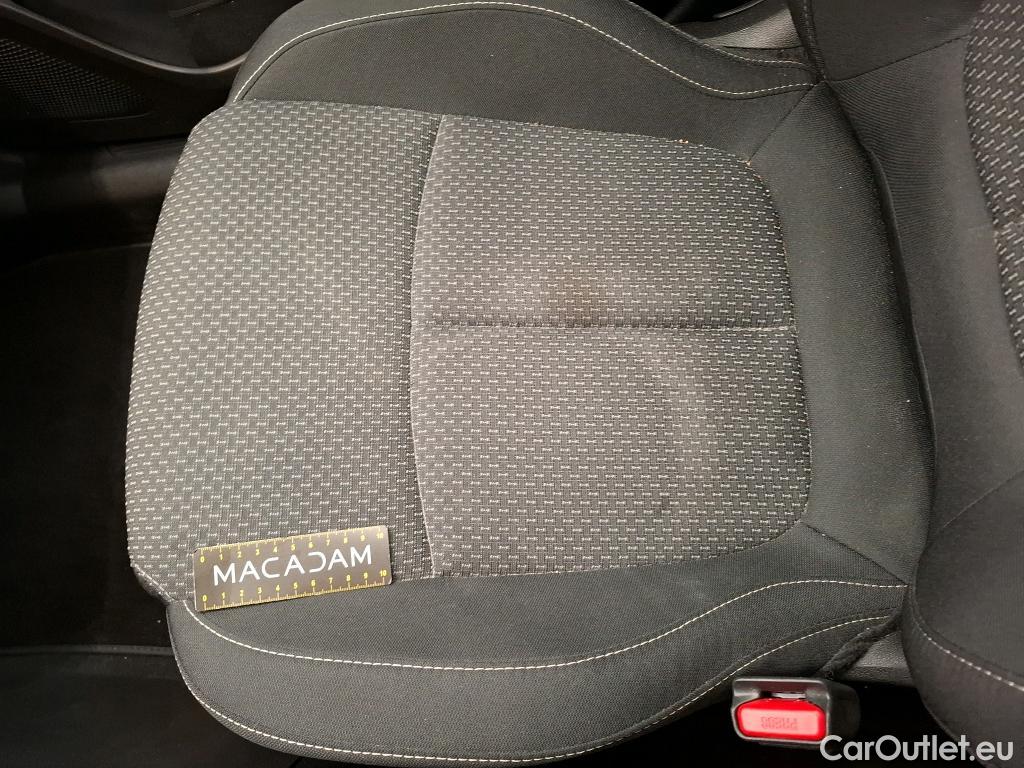  Renault  Kadjar RENAULT  / 2018 / 5P / Crossover Evolution dCi 115 EDC #9