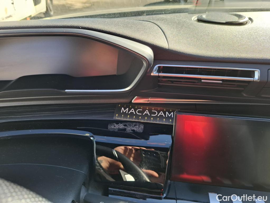  Peugeot  508 PEUGEOT  / 2018 / 5P / Berline BlueHDi 130 S&S EAT8 GT Pack #33