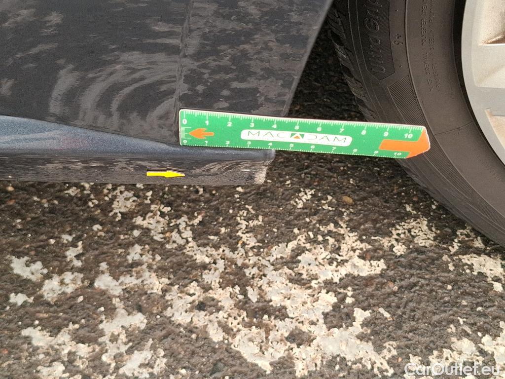  Renault  Megane RENAULT Mégane Estate / 2020 / 5P / Break Business TCe 140 EDC FAP #23