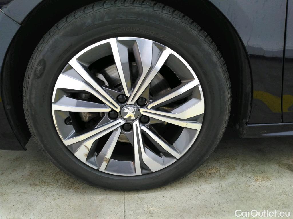  Peugeot  508 PEUGEOT  SW / 2018 / 5P / Break BlueHDi 130 S&S EAT8 Allure Pack #22