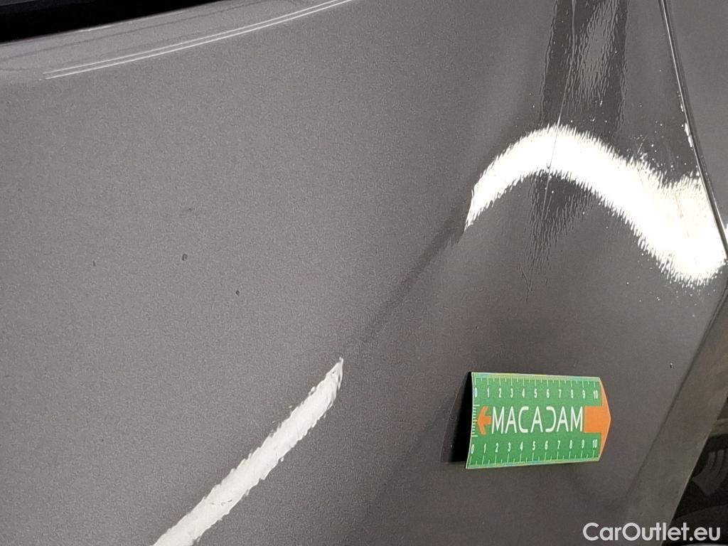  Renault  Trafic RENAULT  4p Combi Zen L2 Energy dCi 125 #17