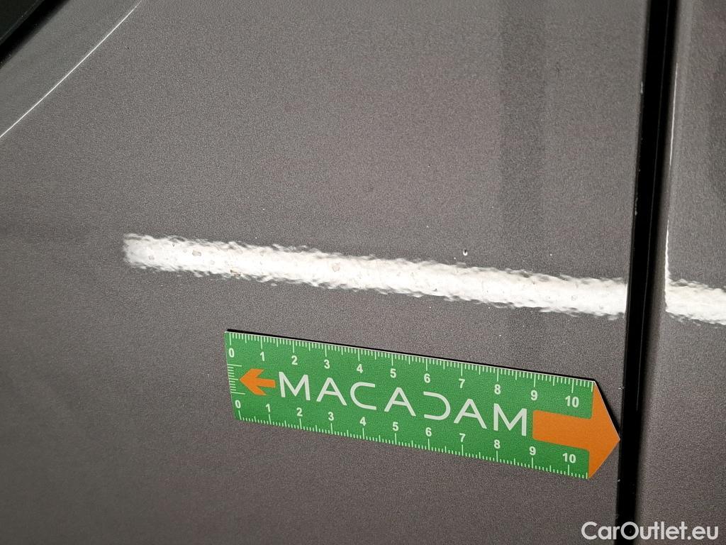  Renault  Trafic RENAULT  4p Combi Zen L2 Energy dCi 125 #9